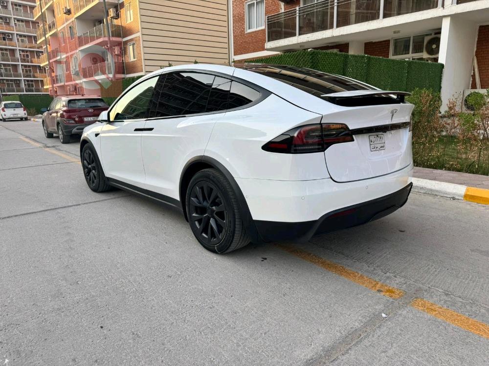 تسلا Model X